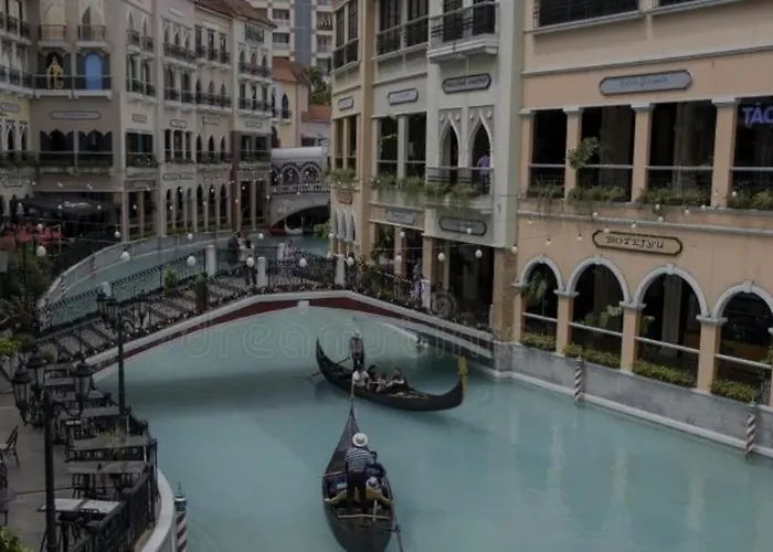 Luxurious Balcony Venice Grand Canal View Apartment Manila
